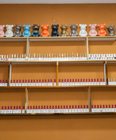 Không Gian & Trang Thiết Bị